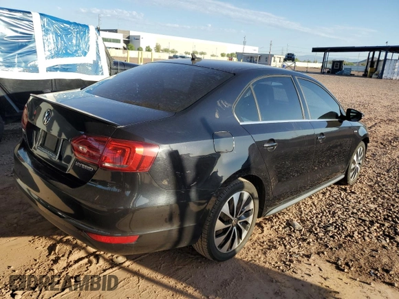 2013 Volkswagen Jetta Hybrid SE with VIN 3VW637AJ3DM303498, listed as a Copart auction lot 63505045 with 160,777 mi miles and Clean title. Bid and sale history available at DreamBid. Image 3.
