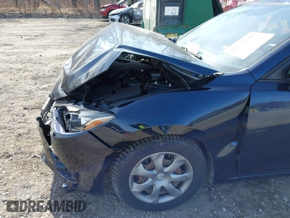 2015 Mazda 3 i SV with VIN JM1BM1T74F1235726, listed as a IAAI auction lot 41899717 with 83,201 mi miles. Bid and sale history available at carsss.com. Image 18.