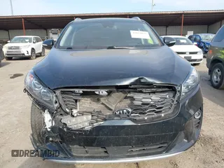 2020 Kia Sorento EX z VIN 5XYPHDA58LG708648, wystawiony jako IAAI lot #42022837 z przebiegiem 80 127 mil mil oraz . Historia ofert i sprzedaży dostępna na DreamBid. Obrazek 12.