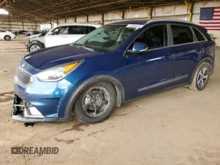 2017 Kia Niro Touring Launch Edition with VIN KNDCC3LC0H5039147, listed as a Copart auction lot 49260095 with 133,722 mi miles and Salvage Title. Bid and sale history available at carsss.com. Image 1.