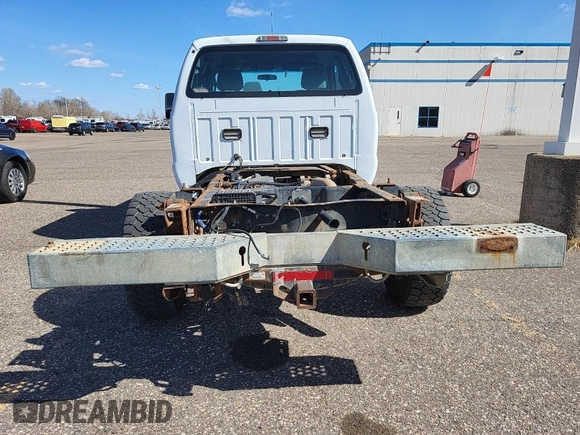2015 Ford F-350 z VIN 1FD7X3B63FED45155, wystawiony jako IAAI lot #42381547 z przebiegiem 96 123 mil mil oraz . Historia ofert i sprzedaży dostępna na DreamBid. Obrazek 15.