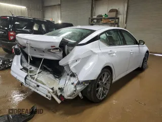 2024 Nissan Altima SR with VIN 1N4BL4CV8RN411702, listed as a Copart auction lot 50154555 with 8,680 mi miles and Salvage Title. Bid and sale history available at carsss.com. Image 3.