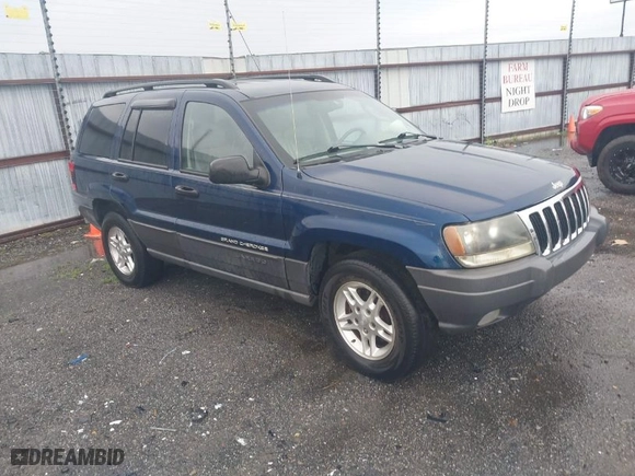 2002 Jeep Grand Cherokee Laredo with VIN 1J4GW48S22C244433, listed as a IAAI auction lot 41892912 with 256,393 mi miles. Bid and sale history available at carsss.com. Image 1.