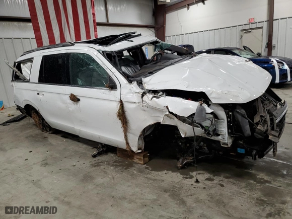 2019 Ford Expedition Max Limited with VIN 1FMJK1KT1KEA27933, listed as a Copart auction lot 83892104 with 141,513 mi miles and Salvage Title. Bid and sale history available at carsss.com. Image 4.