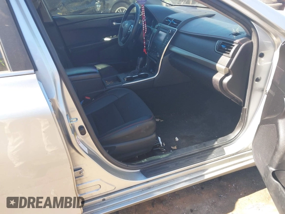 2017 Toyota Camry XLE with VIN 4T1BF1FK0HU451497, listed as a IAAI auction lot 41696611 with 104,523 mi miles. Bid and sale history available at carsss.com. Image 5.