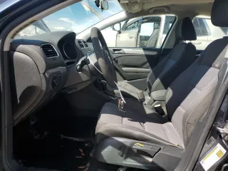 2013 Volkswagen Golf с VIN WVWDB7AJ9DW128526, выставлен на аукционе Copart как лот 74057194 с пробегом 100 807 миль миль и Списание • Salvage title. История ставок и продаж доступна на DreamBid. Изображение 7.