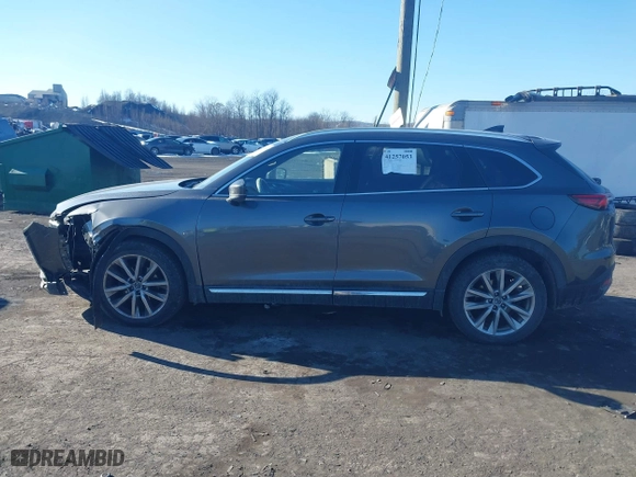 2016 Mazda CX-9 Signature with VIN JM3TCBEY3G0104689, listed as a IAAI auction lot 41257053 with 116,486 mi miles. Bid and sale history available at carsss.com. Image 14.