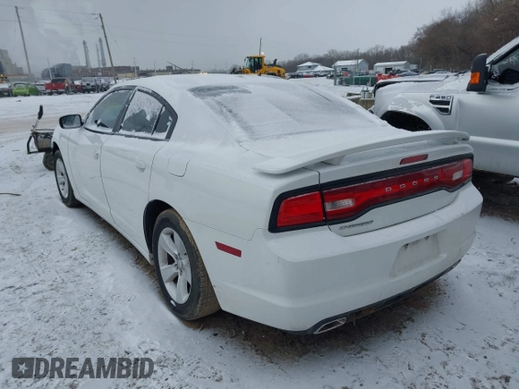 2013 Dodge Charger SXT with VIN 2C3CDXHG6DH643261, listed as a IAAI auction lot 41612150 with 164,181 mi miles. Bid and sale history available at carsss.com. Image 3.