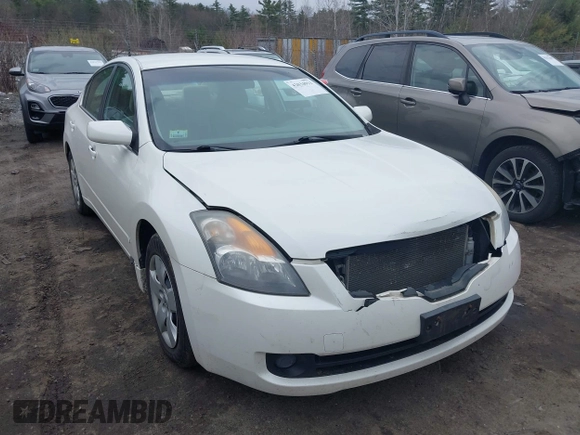 2008 Nissan Altima 2.5 SL with VIN 1N4AL21E28N551231, listed as a IAAI auction lot 42034911 with 139,853 mi miles. Bid and sale history available at carsss.com. Image 6.