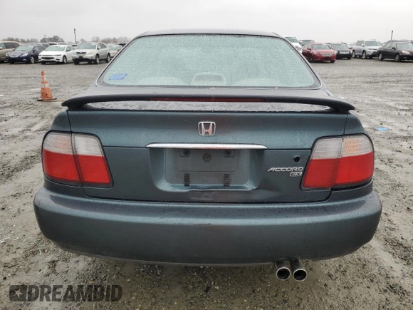 1996 Honda Accord EX with VIN 1HGCD5652TA206485, listed as a Copart auction lot 86851064 with 158,907 mi miles and Salvage Title. Bid and sale history available at DreamBid. Image 6.