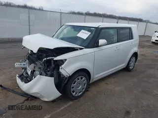 2015 Scion xB with VIN JTLZE4FEXFJ073127, listed as a IAAI auction lot 41649925 with 1 mi miles. Bid and sale history available at carsss.com. Image 2.
