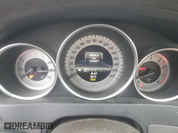 2013 Mercedes-Benz C 300 Sport z VIN WDDGF8AB9DR272176, wystawiony jako Copart lot #57334095 z przebiegiem 125 027 mil mil oraz Szkoda całkowita • Salvage title. Historia ofert i sprzedaży dostępna na DreamBid. Obrazek 9.