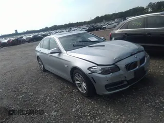 2014 BMW 5 Series 528i xDrive z VIN WBA5A7C50ED617253, wystawiony jako IAAI lot #39988513 z przebiegiem 75 652 mil mil oraz . Historia ofert i sprzedaży dostępna na DreamBid. Obrazek 1.