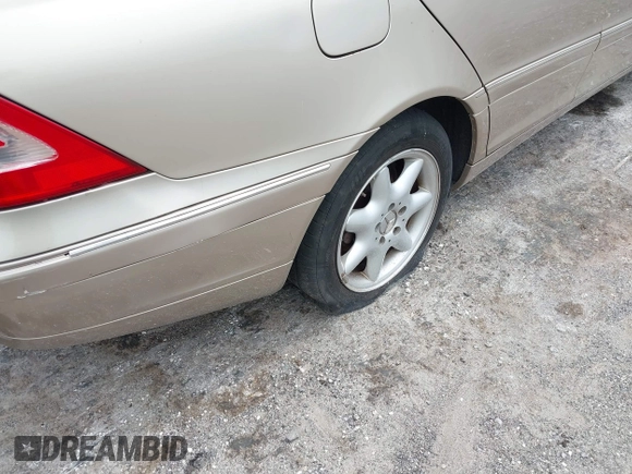2003 Mercedes-Benz C 240 z VIN WDBRF61J43E013131, wystawiony jako IAAI lot #42036541 z przebiegiem Nie podano mil oraz . Historia ofert i sprzedaży dostępna na DreamBid. Obrazek 12.