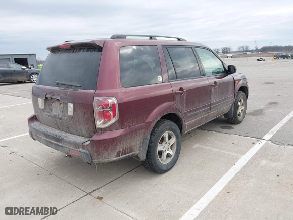 2007 Honda Pilot EX with VIN 5FNYF28407B017459, listed as a IAAI auction lot 41687985 with 177,200 mi miles. Bid and sale history available at carsss.com. Image 4.