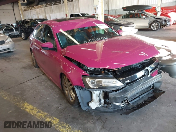 2012 Volkswagen Jetta Sedan TDI w/Premium & Nav with VIN 3VWLL7AJ6CM472769, listed as a IAAI auction lot 41026223 with 111,233 mi miles. Bid and sale history available at carsss.com. Image 1.