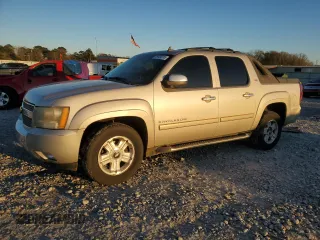 2007 Chevrolet Avalanche LT w/3LT with VIN 3GNEC12067G253384, listed as a Copart auction lot 89404815 with 254,203 mi miles and Salvage Title. Bid and sale history available at carsss.com. Image 1.