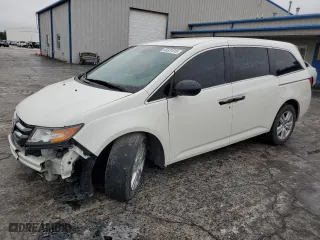 2016 Honda Odyssey LX with VIN 5FNRL5H27GB091264, listed as a Copart auction lot 45331815 with 124,107 mi miles and Salvage Title. Bid and sale history available at carsss.com. Image 1.
