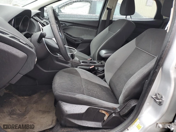 2012 Ford Focus SE with VIN 1FAHP3K26CL371705, listed as a Copart auction lot 48136685 with 139,245 mi miles and Salvage Title. Bid and sale history available at carsss.com. Image 7.