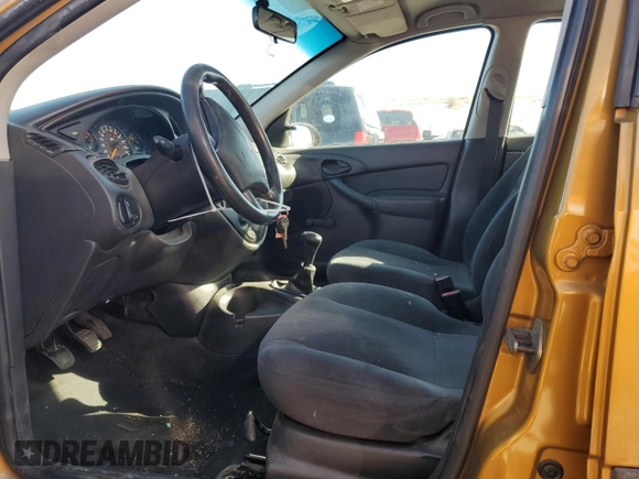 2001 Ford Focus LX with VIN 1FAFP33P81W152614, listed as a Copart auction lot 43199365 with 139,347 mi miles and Salvage Title. Bid and sale history available at carsss.com. Image 7.