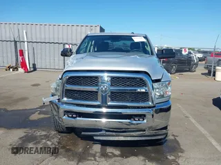 2014 Ram 2500 Tradesman с VIN 3C6UR5CL6EG224457, выставлен на аукционе IAAI как лот 42333288 с пробегом 77 359 миль миль и . История ставок и продаж доступна на DreamBid. Изображение 12.
