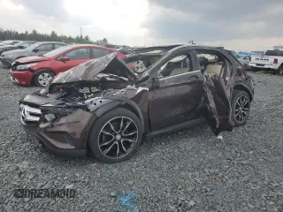2017 Mercedes-Benz GLA 250 z VIN WDCTG4GBXHJ334639, wystawiony jako Copart lot #60905005 z przebiegiem Nie podano mil oraz Szkoda całkowita • Salvage title. Historia ofert i sprzedaży dostępna na DreamBid. Obrazek 1.