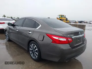 2017 Nissan Altima S z VIN 1N4AL3AP1HC189184, wystawiony jako IAAI lot #42073216 z przebiegiem 136 633 mil mil oraz . Historia ofert i sprzedaży dostępna na DreamBid. Obrazek 3.