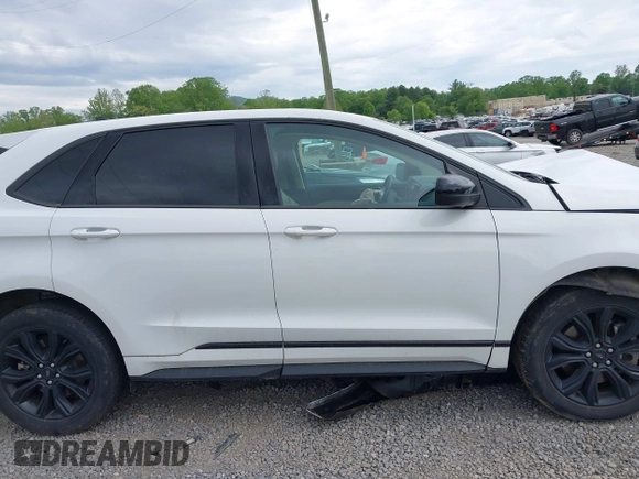 2022 Ford Edge SE with VIN 2FMPK4G96NBA59575, listed as a IAAI auction lot 42171392 with 47,091 mi miles and . Bid and sale history available at DreamBid. Image 12.