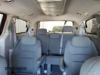 2010 Chrysler Town & Country Touring with VIN 2A4RR5D18AR392403, listed as a Copart auction lot 71429924 with 136,180 mi miles and Non Repairable. Bid and sale history available at DreamBid. Image 10.
