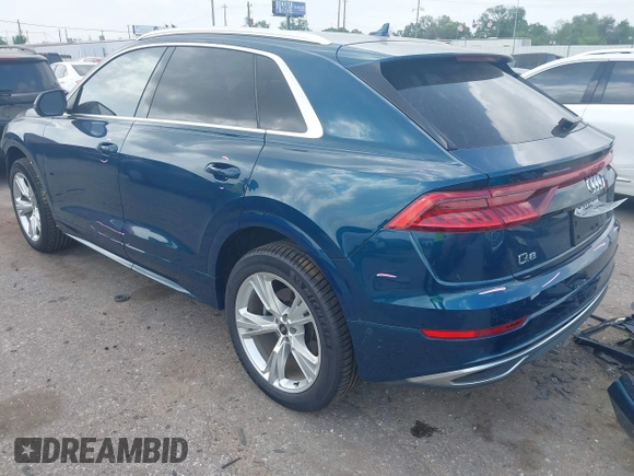 2021 Audi Q8 Prestige z VIN WA1CVBF11MD022043, wystawiony jako IAAI lot #41948487 z przebiegiem 35 738 mil mil oraz . Historia ofert i sprzedaży dostępna na DreamBid. Obrazek 3.
