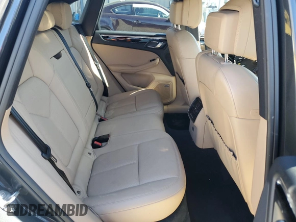 2020 Porsche Macan S с VIN WP1AB2A56LLB32301, выставлен на аукционе Copart как лот 47292645 с пробегом 54 715 миль миль и Списание • Salvage title. История ставок и продаж доступна на DreamBid. Изображение 11.