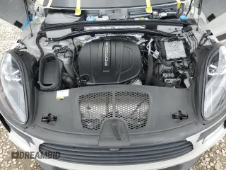 2021 Porsche Macan with VIN WP1AA2A54MLB17137, listed as a Copart auction lot 60963105 with 5,152 mi miles and Salvage title. Bid and sale history available at DreamBid. Image 12.