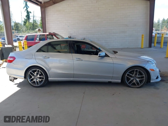 2010 Mercedes-Benz E 350 Luxury with VIN WDDHF8HB7AA074586, listed as a IAAI auction lot 42628056 with 94,330 mi miles and . Bid and sale history available at DreamBid. Image 14.