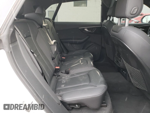 2019 Audi Q8 Premium z VIN WA1AVAF16KD013465, wystawiony jako Copart lot #88467105 z przebiegiem 54 678 mil mil oraz Szkoda całkowita • Salvage title. Historia ofert i sprzedaży dostępna na DreamBid. Obrazek 11.