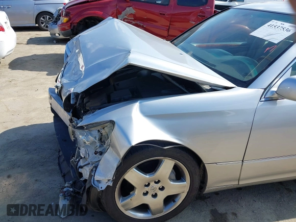 2006 Lexus LS 430 with VIN JTHBN36F265031512, listed as a IAAI auction lot 41537536 with 69,172 mi miles. Bid and sale history available at carsss.com. Image 18.