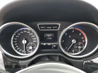 2013 Mercedes-Benz M 350 z VIN 4JGDA2EB6DA196204, wystawiony jako Copart lot #81981424 z przebiegiem 111 628 mil mil oraz Szkoda całkowita • Salvage title. Historia ofert i sprzedaży dostępna na DreamBid. Obrazek 9.