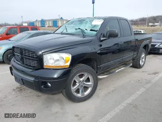 2006 Dodge Ram 1500 SLT with VIN 1D7HU18276S691176, listed as a IAAI auction lot 41352012 with 132,941 mi miles. Bid and sale history available at carsss.com. Image 2.