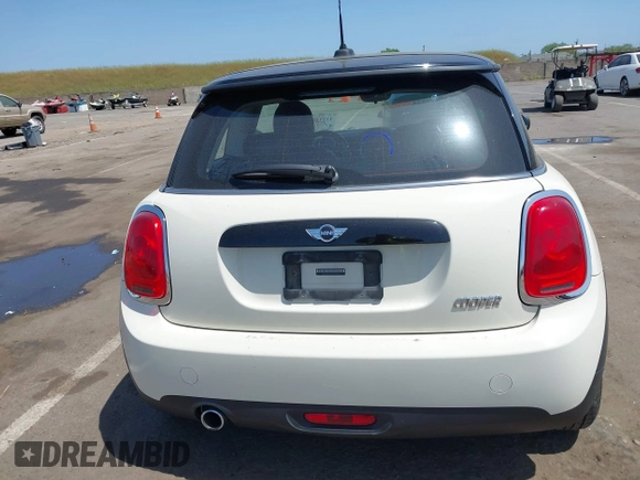 2017 MINI Hardtop Cooper с VIN WMWXP5C39H2D71459, выставлен на аукционе IAAI как лот 42111245 с пробегом 97 759 миль миль и . История ставок и продаж доступна на DreamBid. Изображение 16.