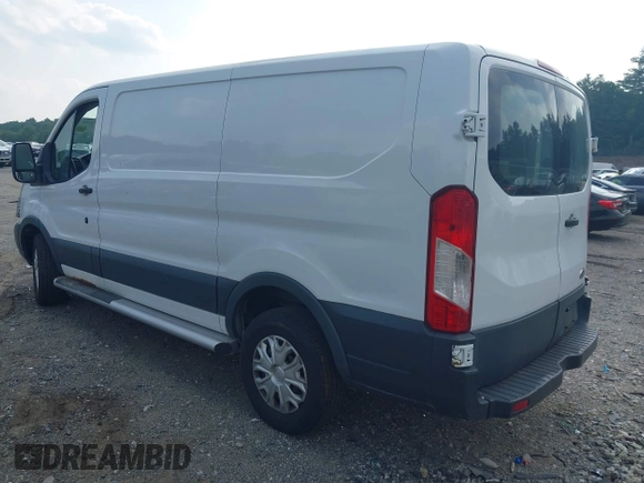 2015 Ford Transit Cargo z VIN 1FTNR1ZM5FKA65799, wystawiony jako IAAI lot #42473586 z przebiegiem 99 756 mil mil oraz . Historia ofert i sprzedaży dostępna na DreamBid. Obrazek 3.