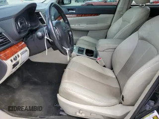 2012 Subaru Outback Limited z VIN 4S4BRBKC2C3275613, wystawiony jako Copart lot #56884865 z przebiegiem 125 348 mil mil oraz Czysty tytuł • Clean title. Historia ofert i sprzedaży dostępna na DreamBid. Obrazek 7.