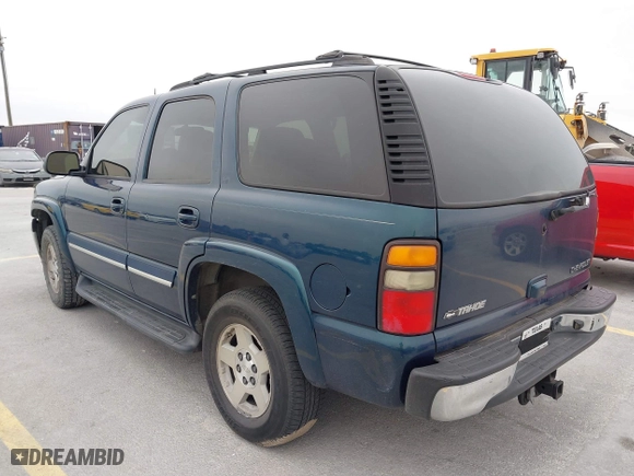 2005 Chevrolet Tahoe LT with VIN 1GNEC13T45R153791, listed as a IAAI auction lot 41553867 with 232,820 mi miles. Bid and sale history available at carsss.com. Image 3.