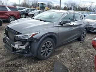 2018 Infiniti QX30 Premium with VIN SJKCH5CR2JA059525, listed as a Copart auction lot 49090874 with 100,575 mi miles. Bid and sale history available at carsss.com. Image 1.