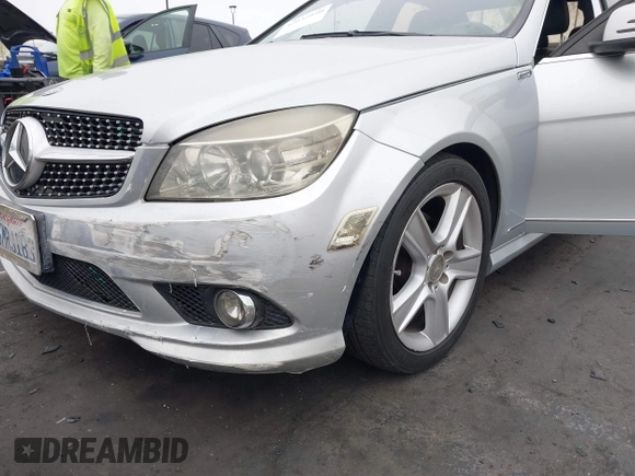 2010 Mercedes-Benz C-Class C 300 Sport with VIN WDDGF5EB3AA405663, listed as a IAAI auction lot 42032950 with 178,381 mi miles. Bid and sale history available at carsss.com. Image 12.