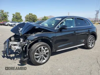 2021 Audi Q5 Premium z VIN WA1AAAFY8M2029156, wystawiony jako Copart lot #60519755 z przebiegiem 29 713 mil mil oraz Szkoda całkowita • Salvage title. Historia ofert i sprzedaży dostępna na DreamBid. Obrazek 1.