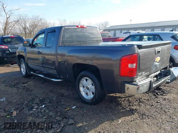 2011 Chevrolet Silverado 1500 LT with VIN 1GCRKSE38BZ341340, listed as a IAAI auction lot 41863840 with 116,670 mi miles and . Bid and sale history available at DreamBid. Image 3.