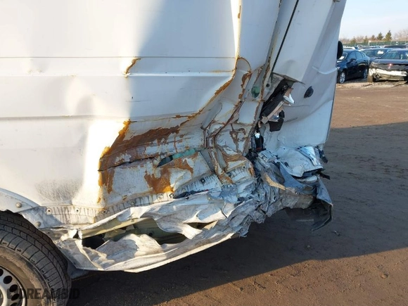 2015 Mercedes-Benz Sprinter Cargo Vans EXT with VIN WD3PE8DCXFP113015, listed as a IAAI auction lot 41644857 with 257,509 mi miles. Bid and sale history available at carsss.com. Image 6.