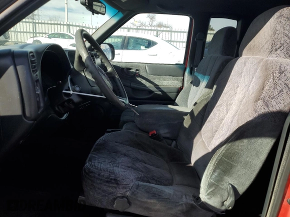 2000 GMC Sonoma SLS w/1SF Pkg with VIN 1GTCS1952Y8291772, listed as a Copart auction lot 83976484 with 127,849 mi miles and Salvage Title. Bid and sale history available at carsss.com. Image 7.