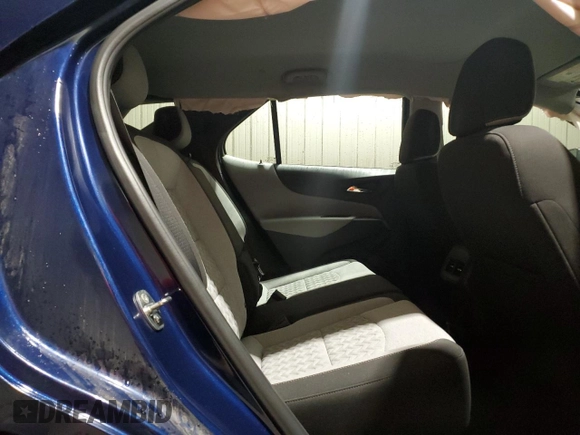 2022 Chevrolet Equinox LS z VIN 3GNAXSEV9NS170493, wystawiony jako Copart lot #57219235 z przebiegiem Nie podano mil oraz Szkoda całkowita • Salvage title. Historia ofert i sprzedaży dostępna na DreamBid. Obrazek 11.