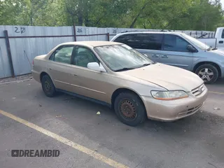 2001 Honda Accord LX z VIN 1HGCG56461A128675, wystawiony jako IAAI lot #42485691 z przebiegiem 227 562 mil mil oraz . Historia ofert i sprzedaży dostępna na DreamBid. Obrazek 1.