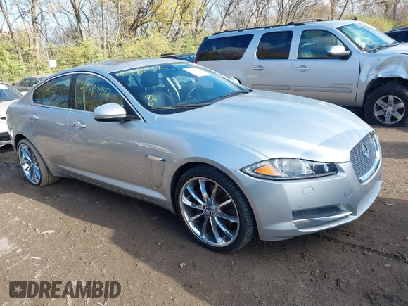 2013 Jaguar XF V6 SC with VIN SAJWJ0EF6D8S81203, listed as a IAAI auction lot 40783947 with 77,727 mi miles. Bid and sale history available at carsss.com. Image 1.